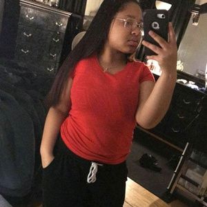 Meet your Posher, Hilda